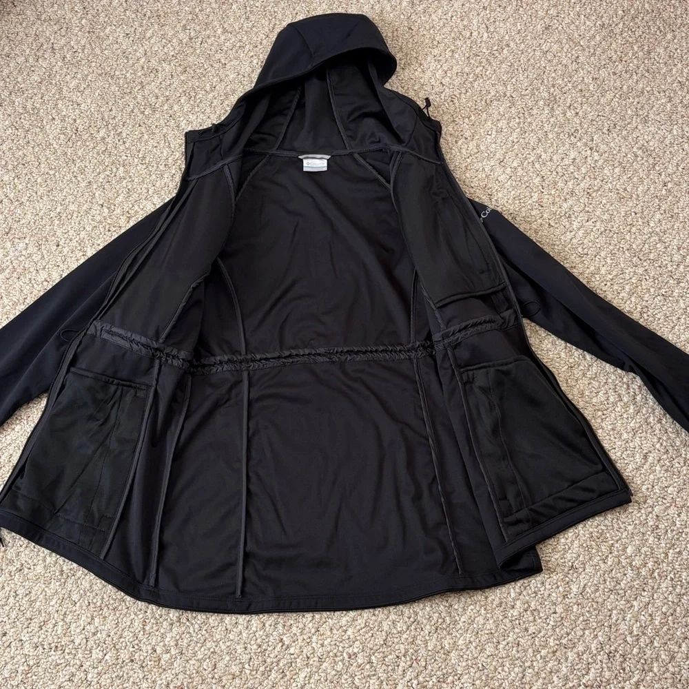 Columbia Soft Shell Jacket - Picture 5 of 9